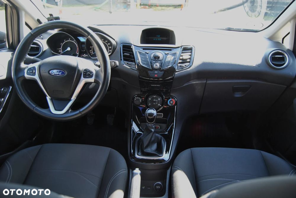 Ford Fiesta - 9