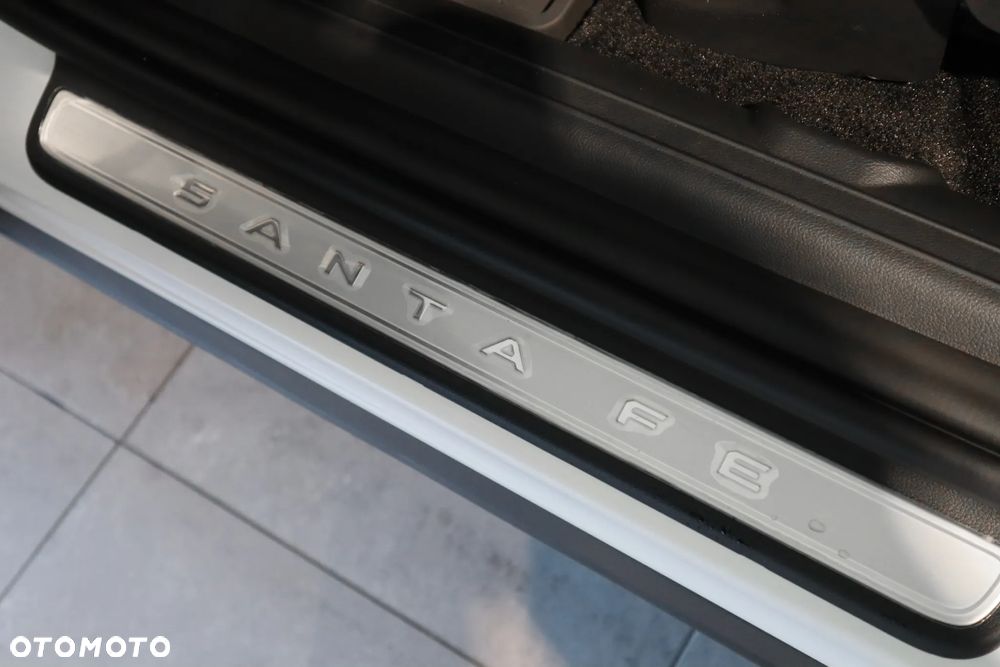 Hyundai Santa Fe 1.6 T-GDI HEV Platinum 4WD - 23