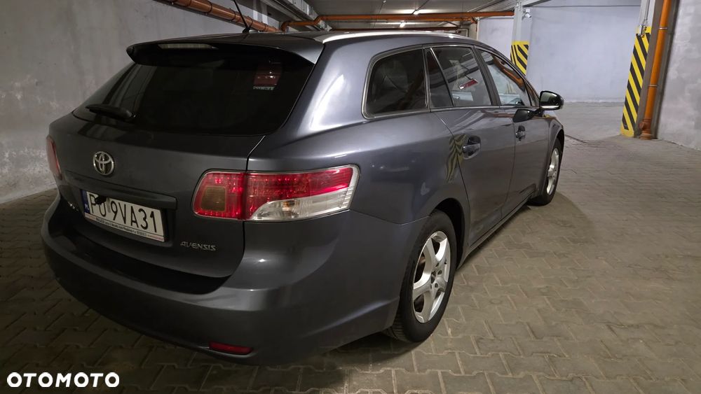 Toyota Avensis 2.0 D-4D Luna - 5