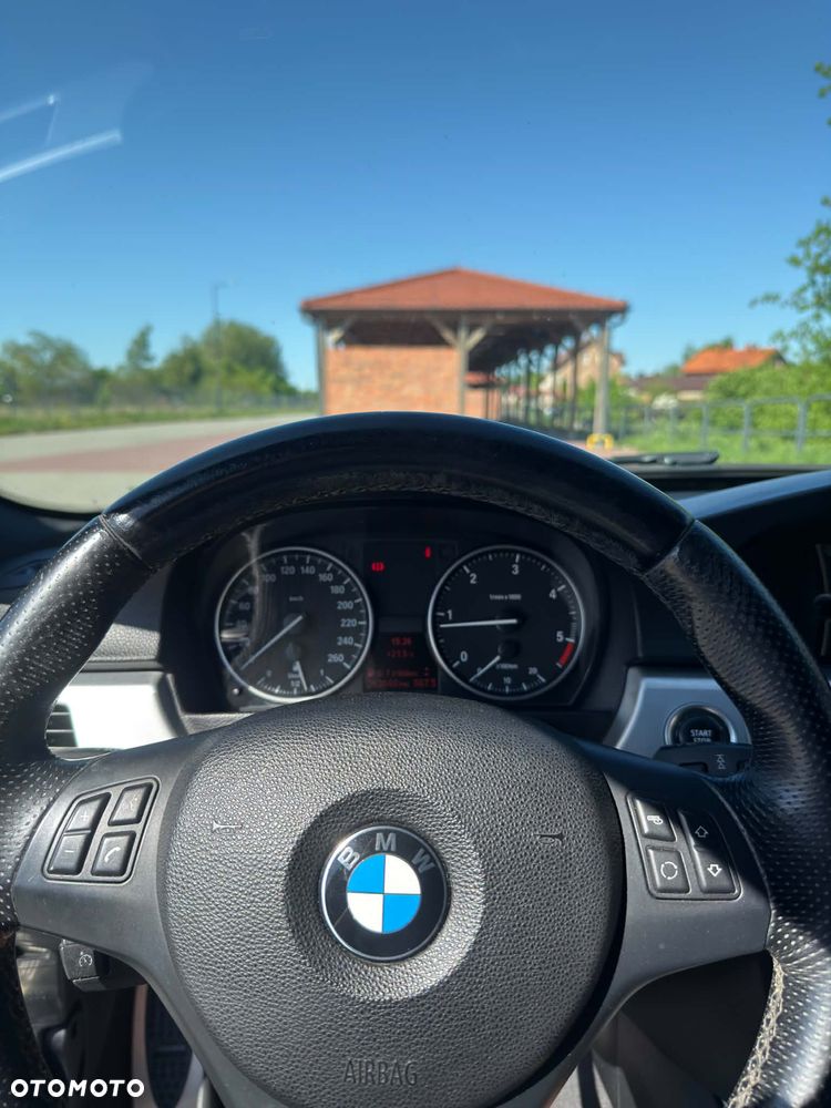 BMW Seria 3 320d - 3