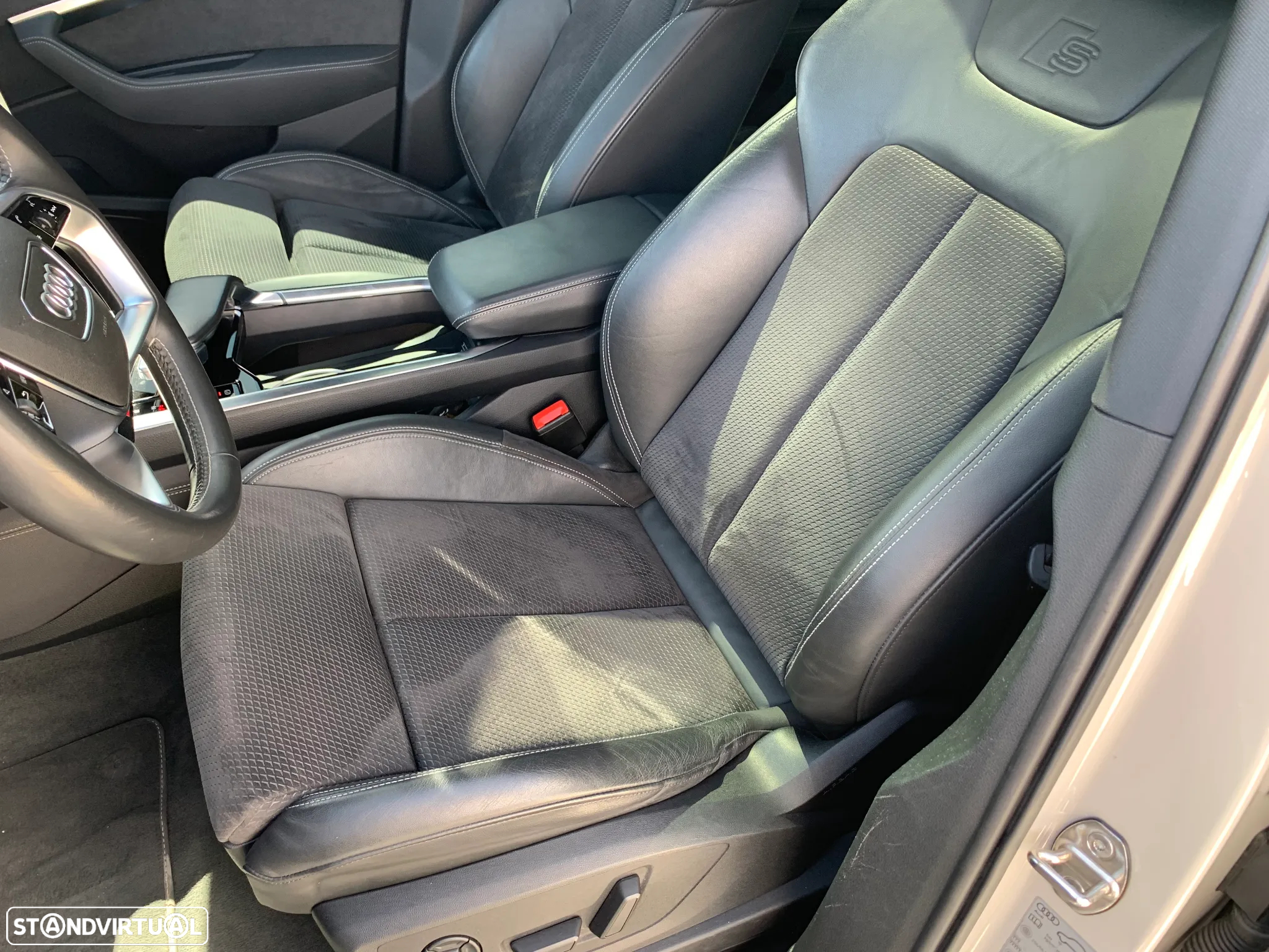 Audi e-tron 50 quattro S line - 23