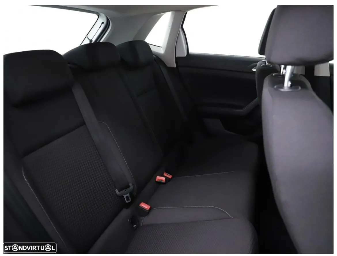 VW Polo 1.6 TDI Confortline - 9