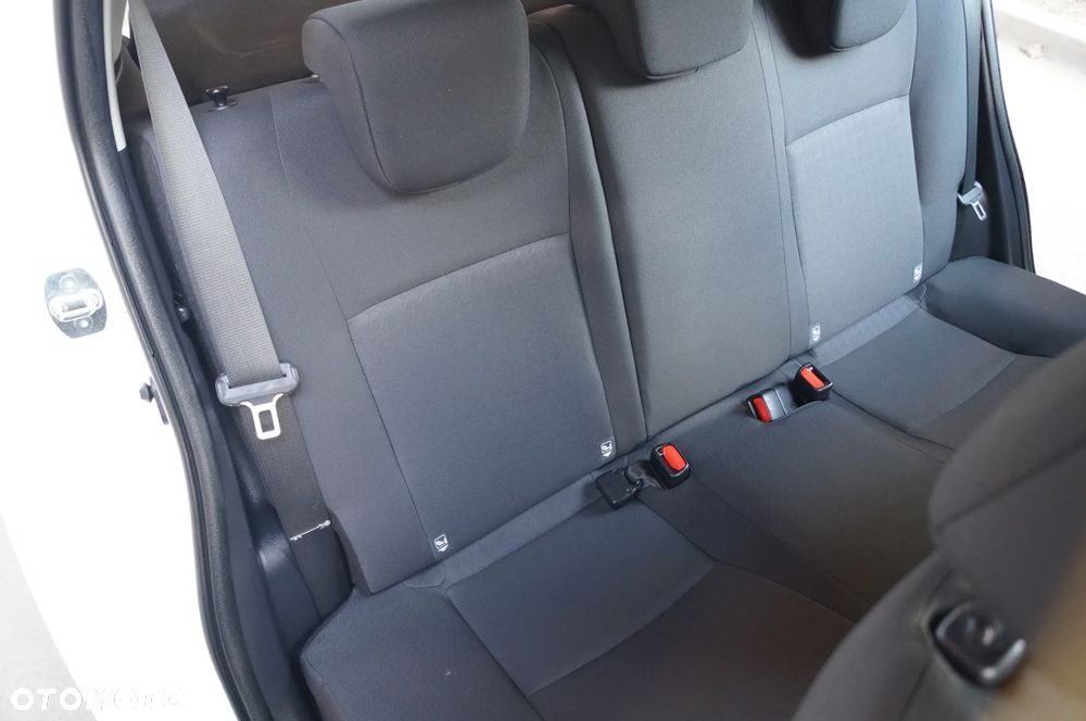 Toyota Yaris 1.0 Active - 26