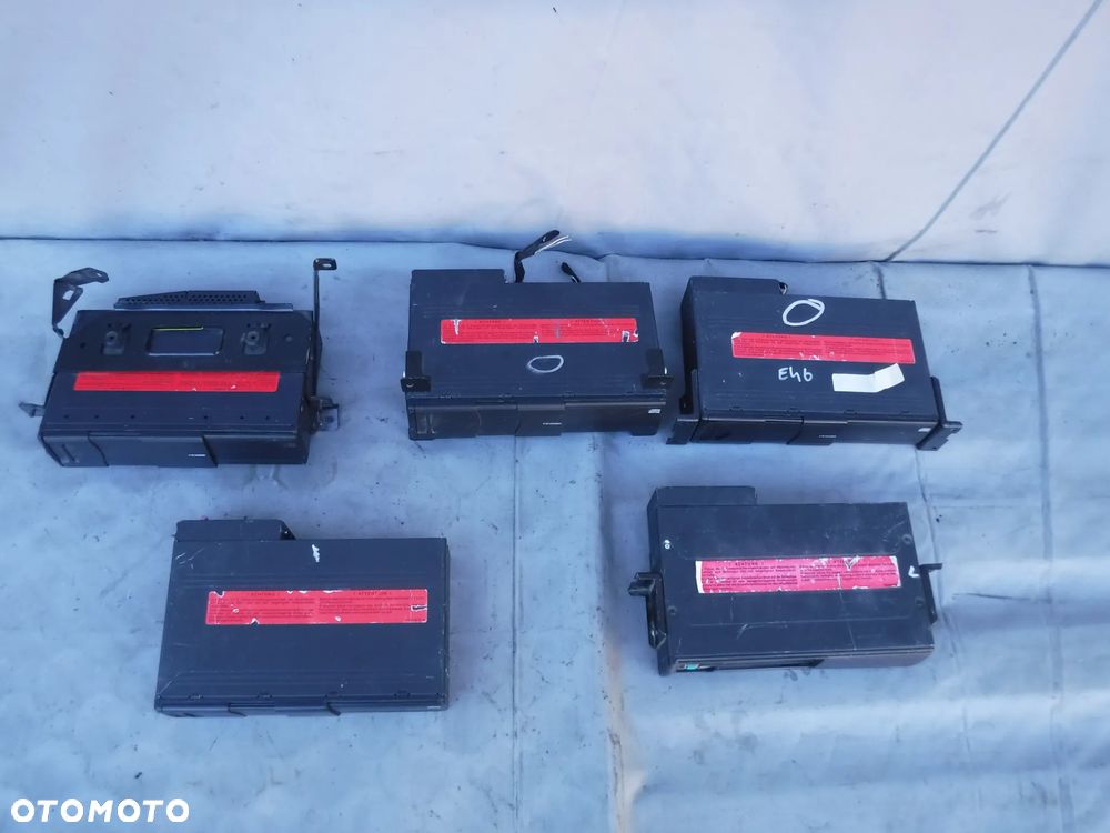 ZMIENIARKA PŁYT CD MINI BMW E39 E46 R50 R52 R53 E87 E90 E91 E36 Z3 - 2