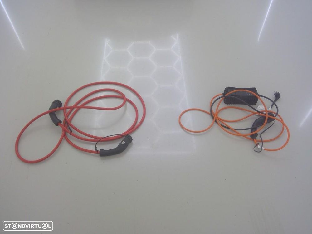 Peugeot e-2008 50 kWh Active Pack - 19