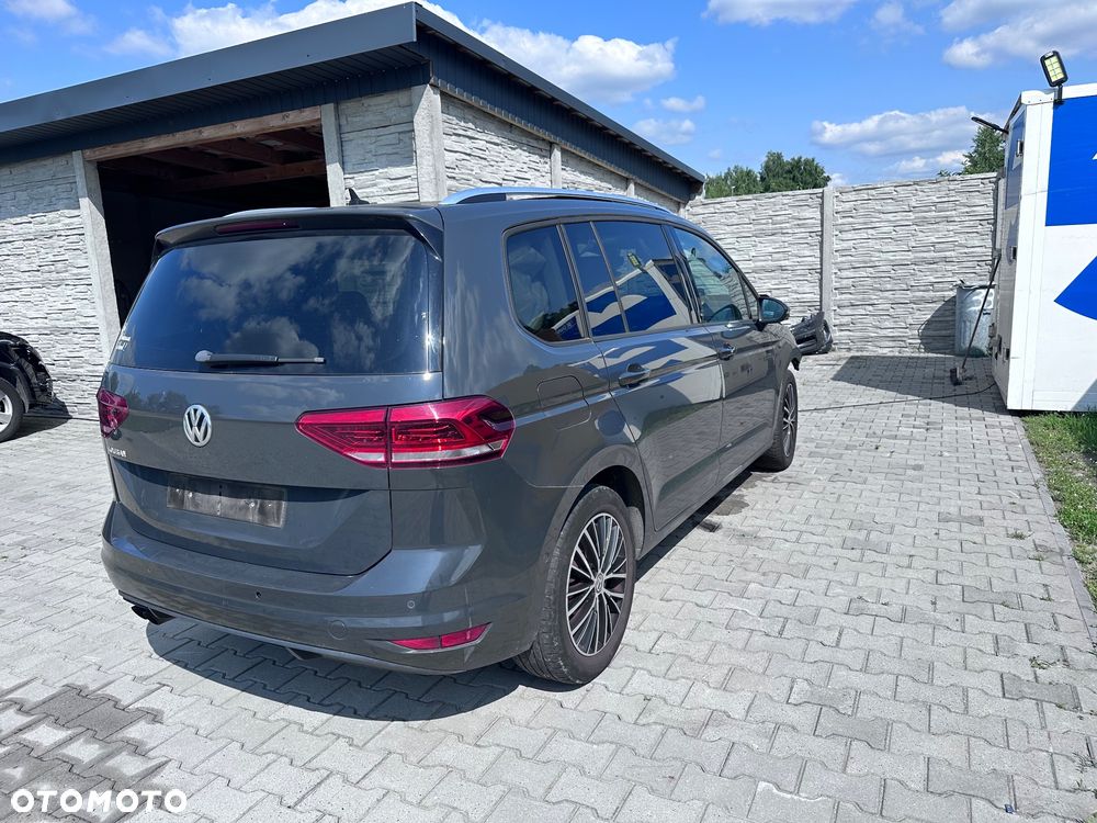 Volkswagen Touran 1.4 TSI BMT Highline DSG - 2