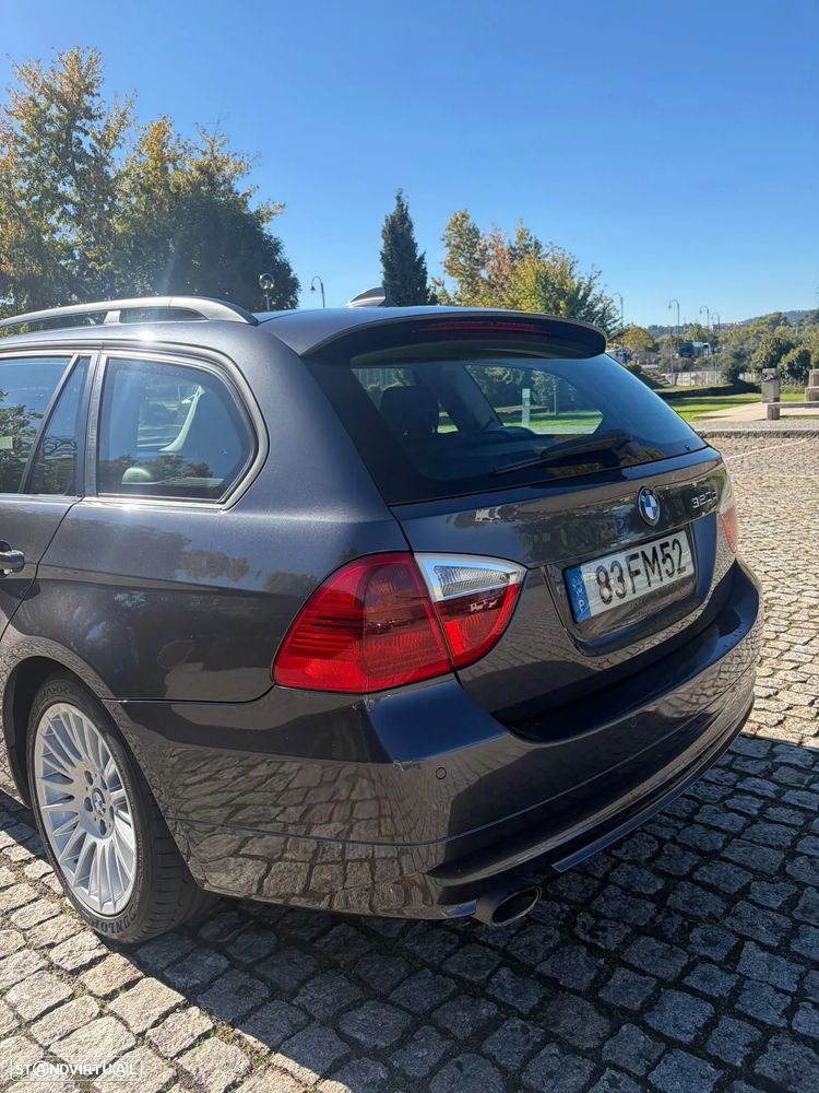 BMW 320 d Sport - 10