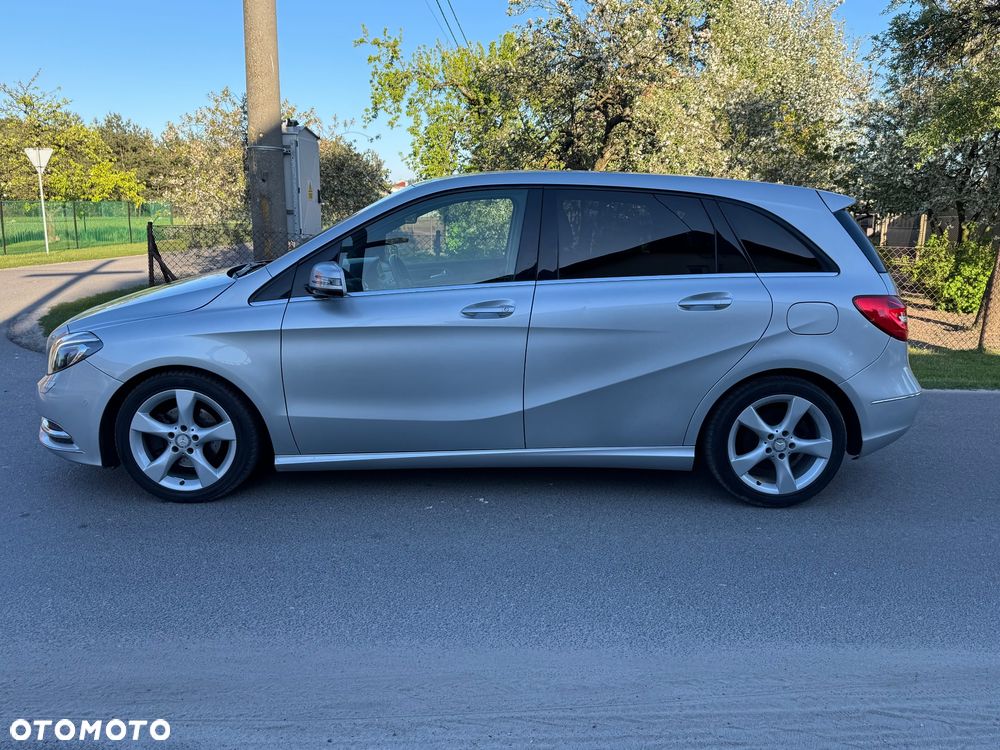 Mercedes-Benz Klasa B 180 CDI (BlueEFFICIENCY) 7G-DCT - 9