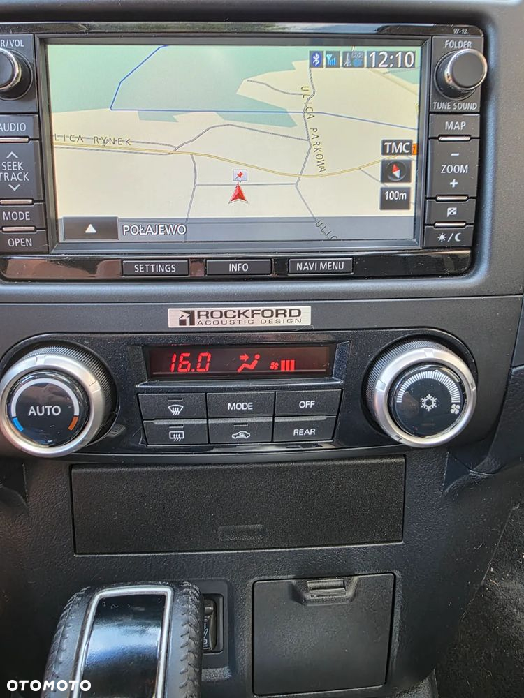 Mitsubishi Pajero - 14