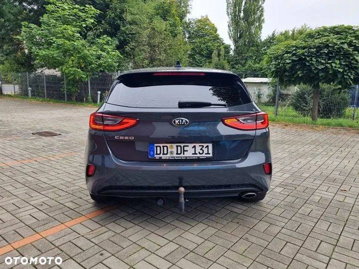Kia Ceed 1.6 CRDi SCR L Business Line DCT - 6