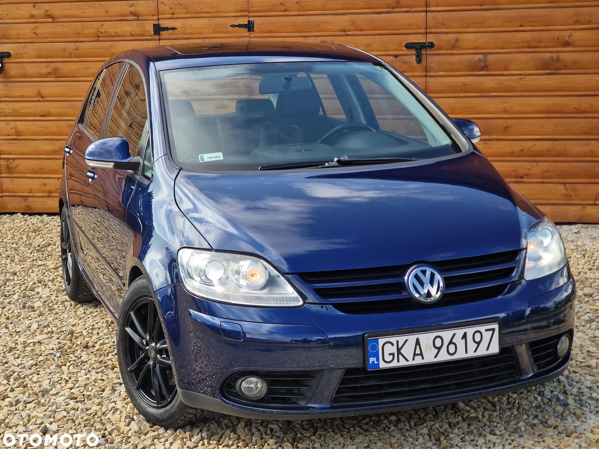 Volkswagen Golf - 11
