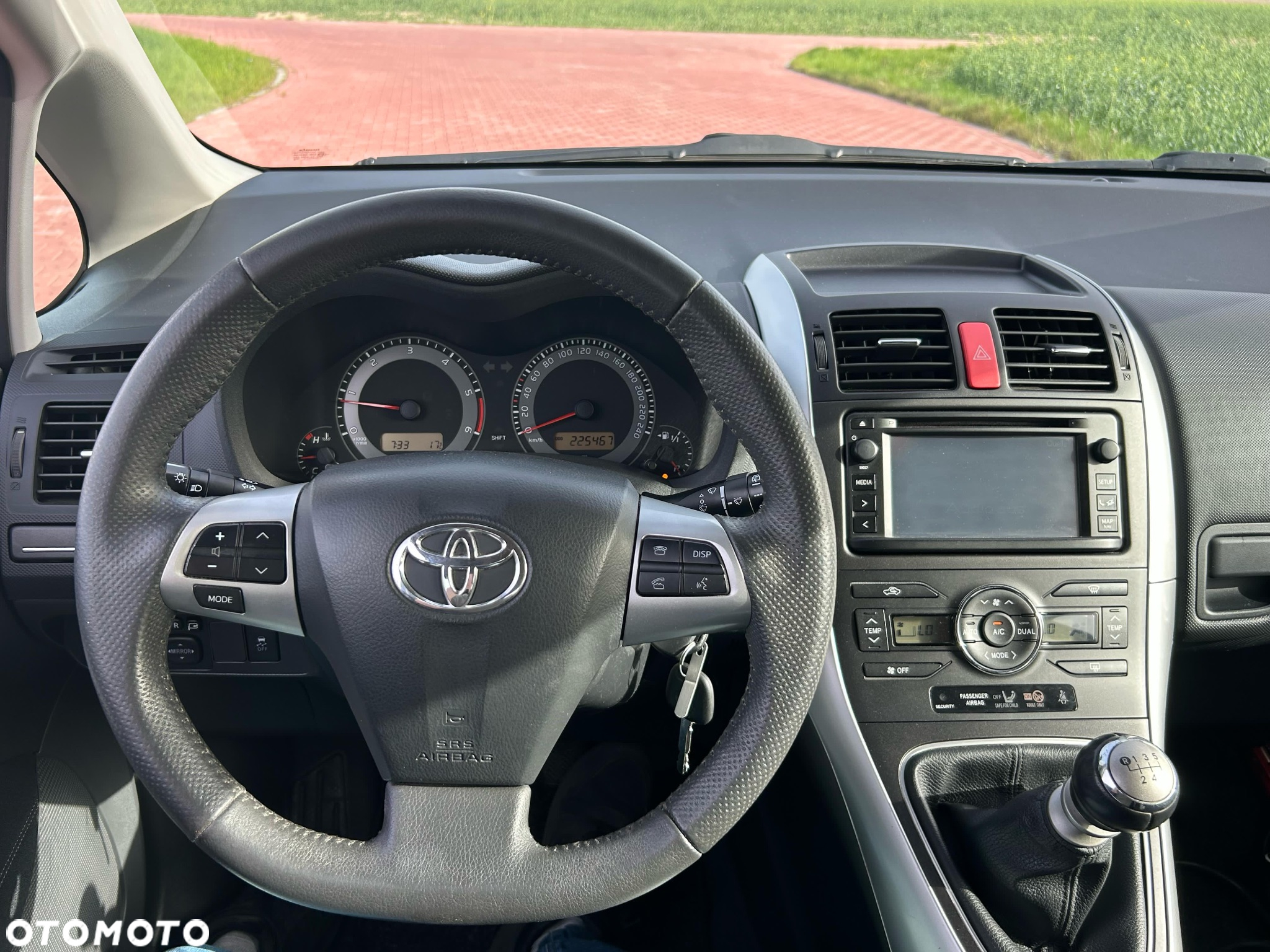 Toyota Auris 1.4 D-4D - 20