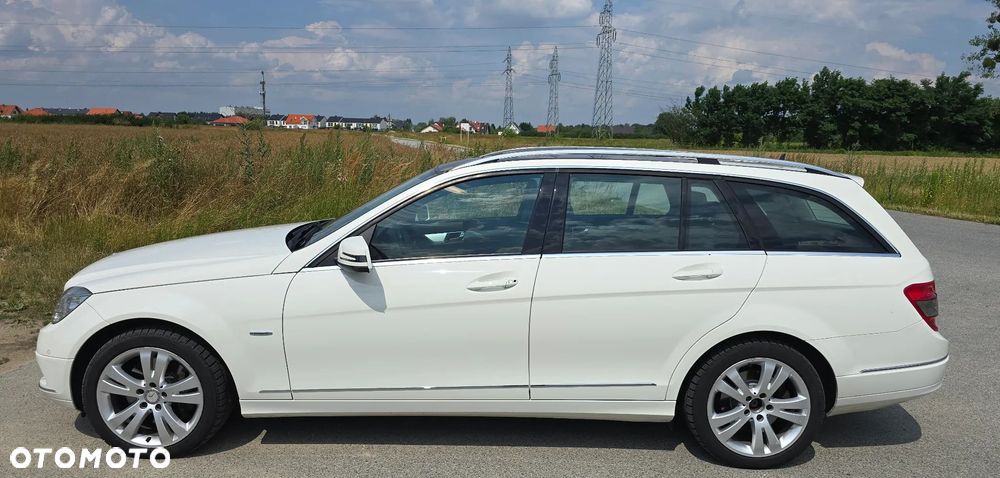Mercedes-Benz Klasa C 320 CDI DPF 7G-TRONIC Avantgarde - 8