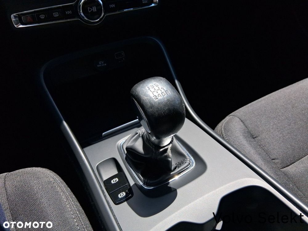 Volvo XC 40 - 21