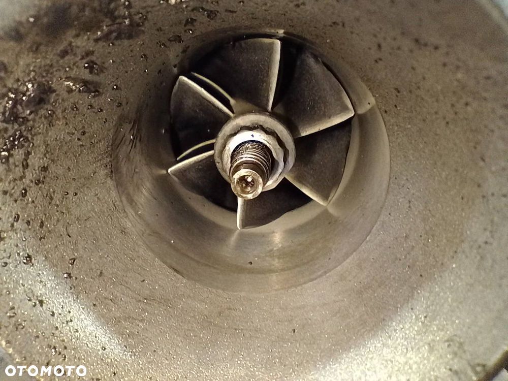 TURBINA Z KOLEKTOREM SKODA FABIA II 04525301AL 1.4 TDI - 5