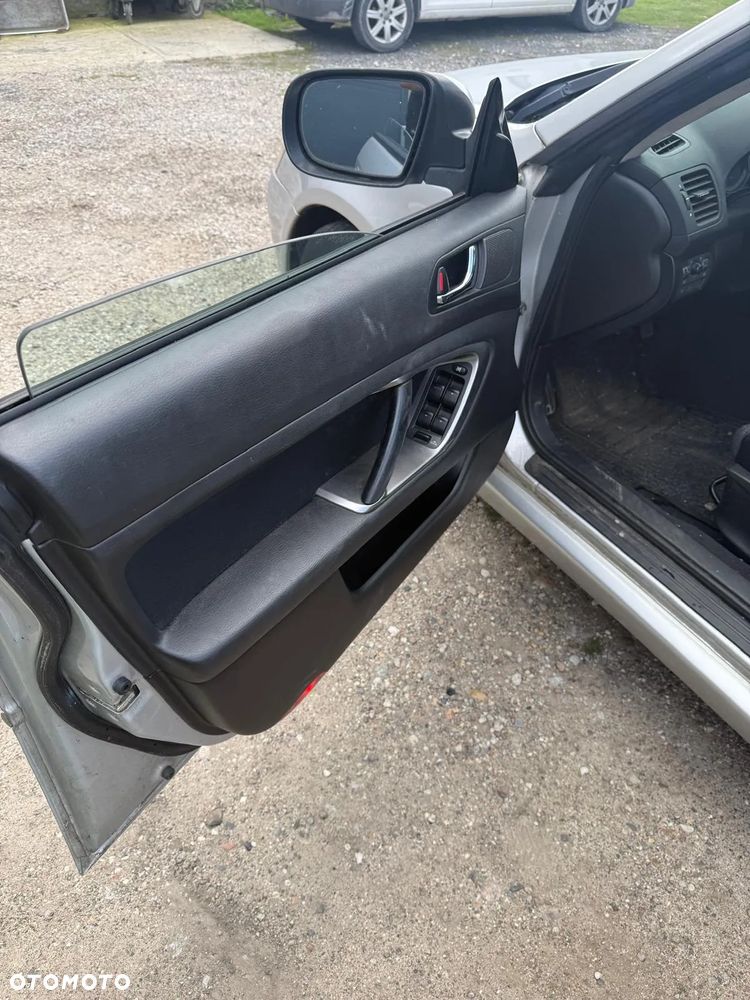 Subaru Legacy Kombi 2.5RC 000 - 3