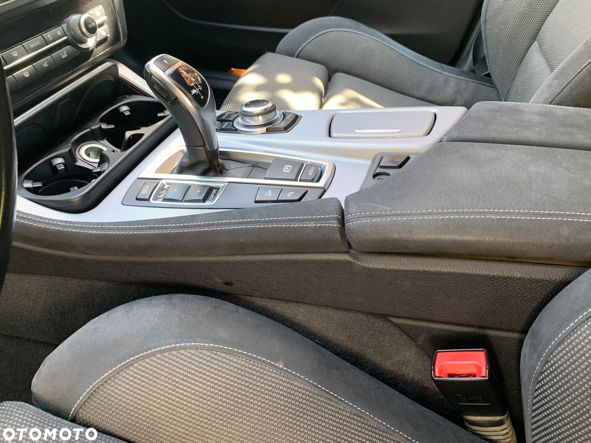BMW Seria 5 525d xDrive - 22