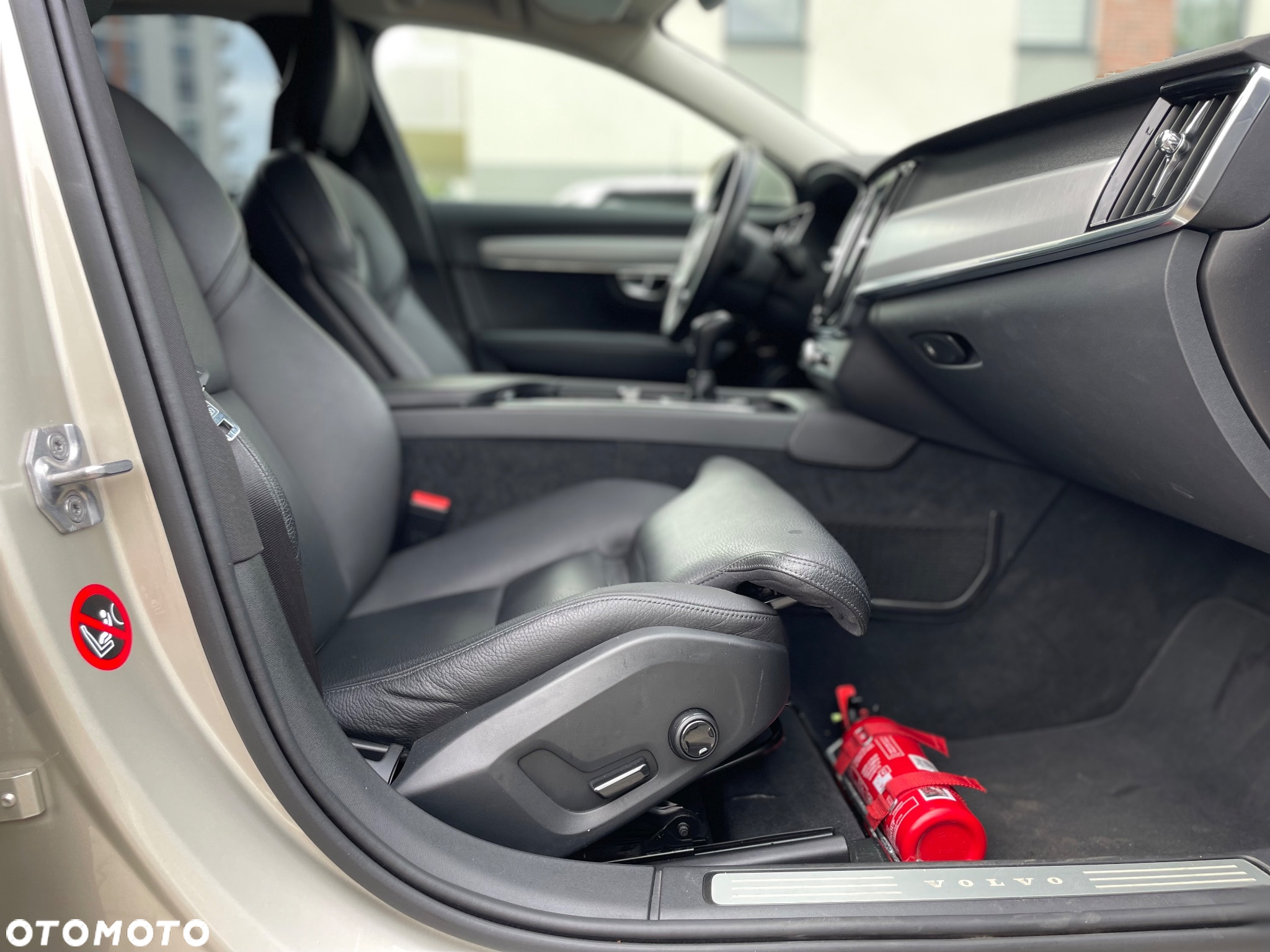 Volvo V90 - 17