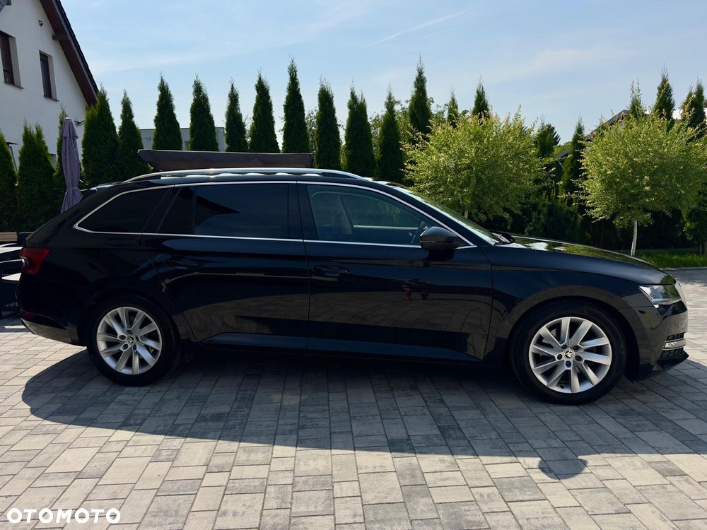 Skoda Superb 2.0 TDI SCR Style DSG - 2