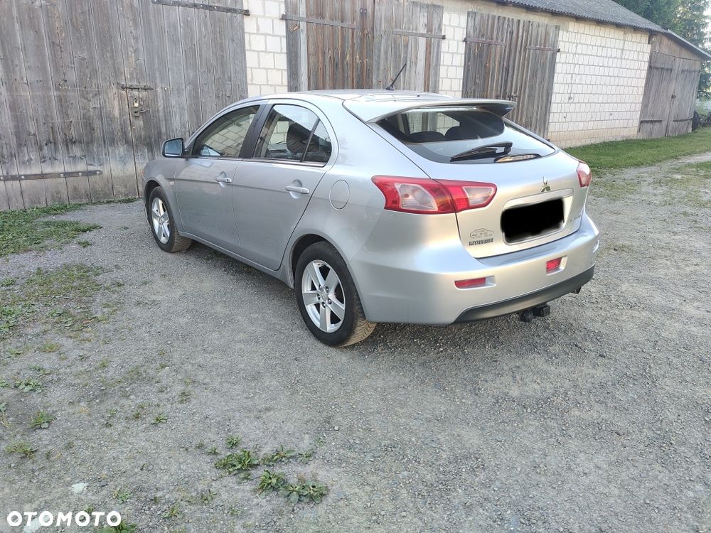 Mitsubishi Lancer - 3