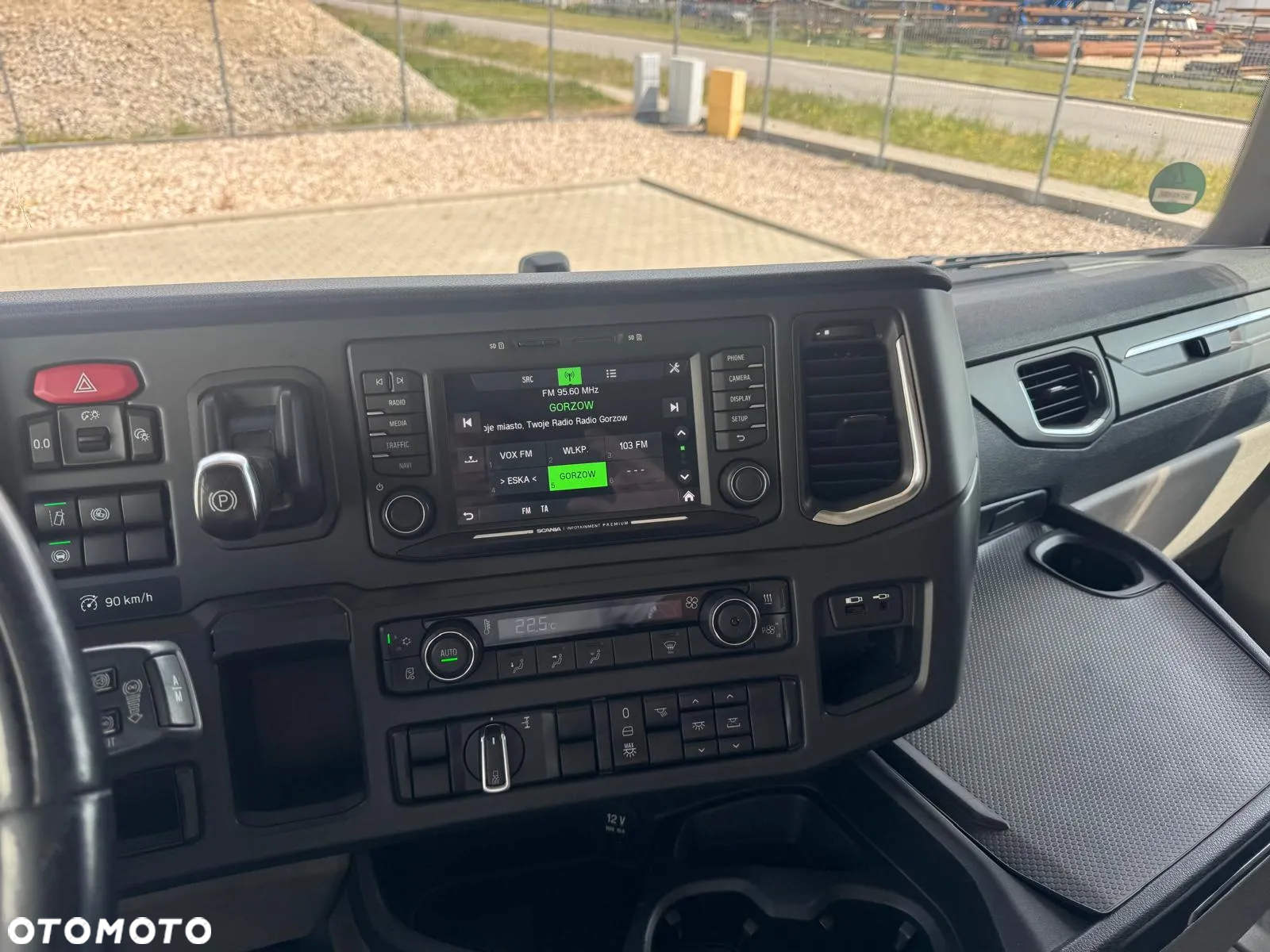 Scania R450/Full LEDY/ KLIMA STACJONARNA/ NAVI/ DWA ŁÓŻKA/ BAKI 1200L - 23