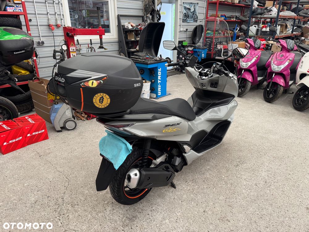 Mondial HPS 125 - 7