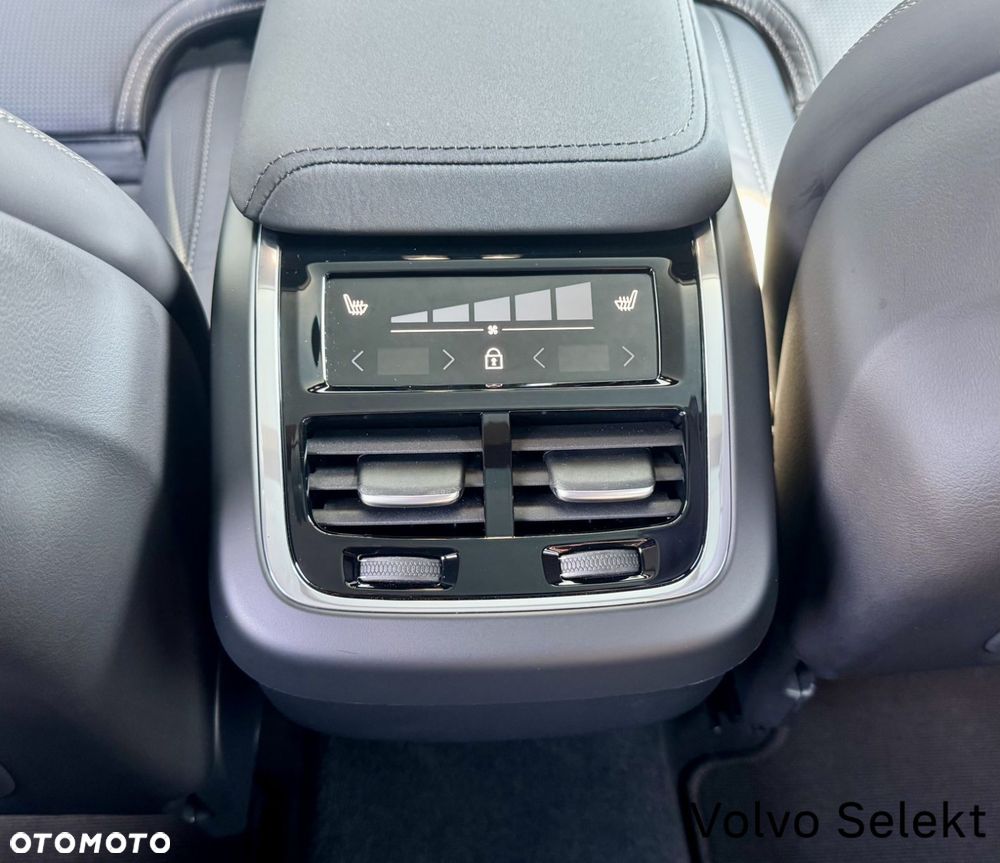 Volvo XC 60 - 21