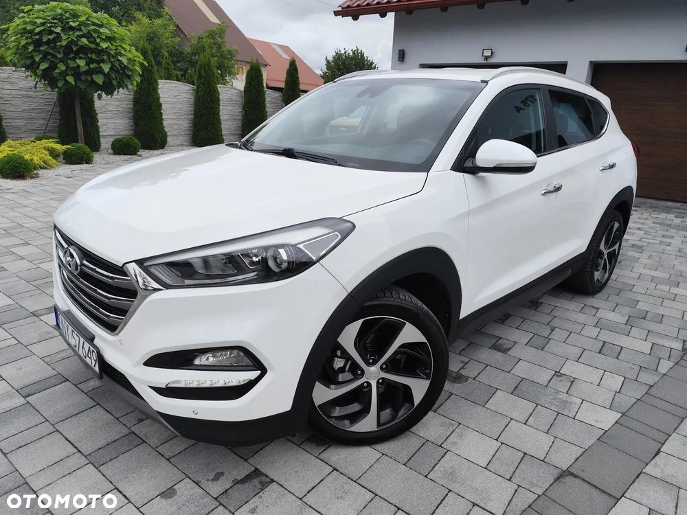 Hyundai Tucson 1.7 CRDI BlueDrive Style 2WD - 1
