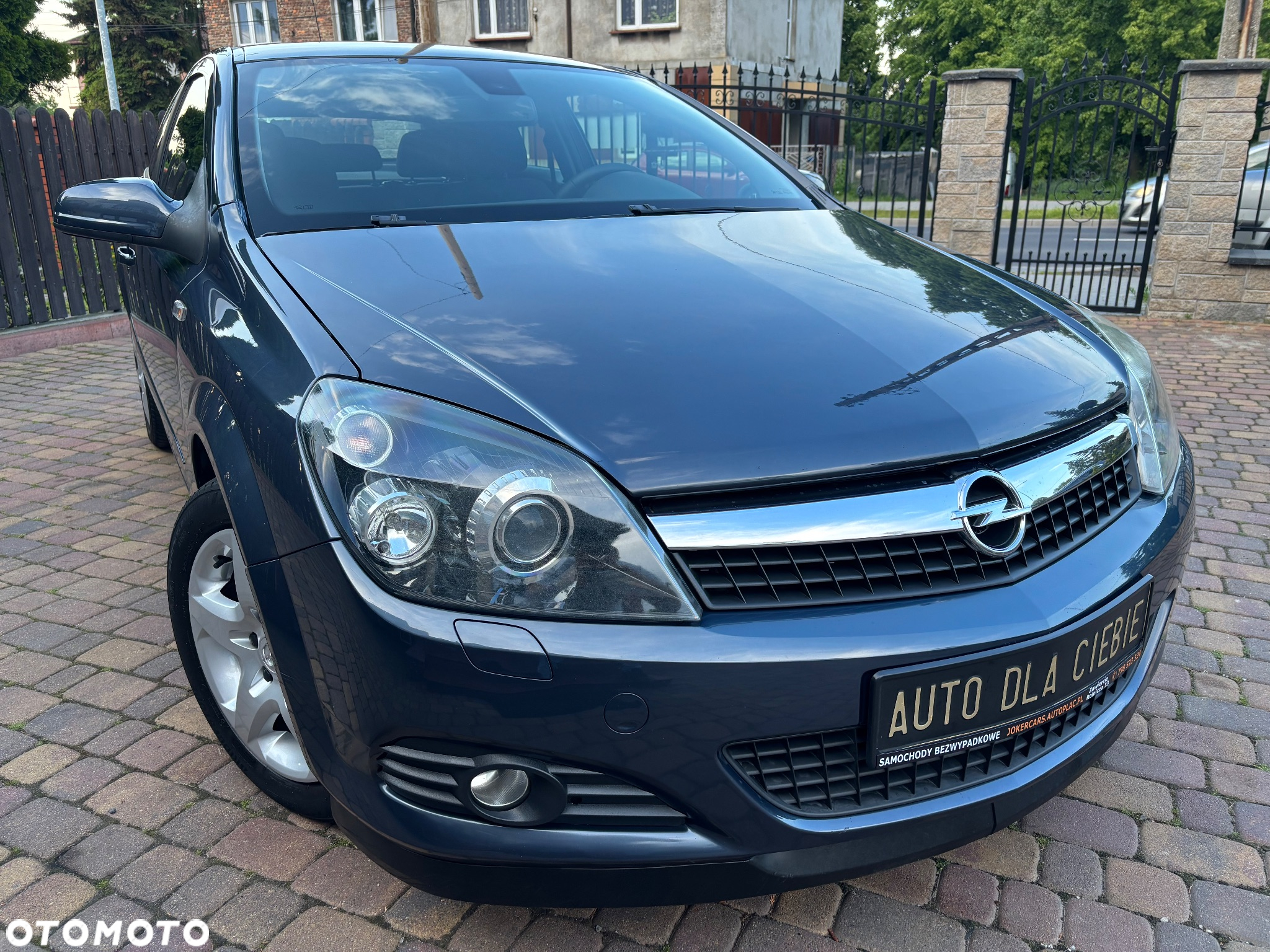 Opel Astra GTC 1.4 Cosmo - 10