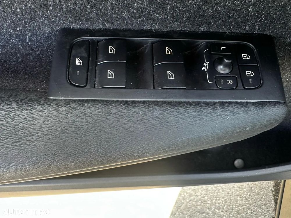 Volvo XC 40 T3 Inscription - 11