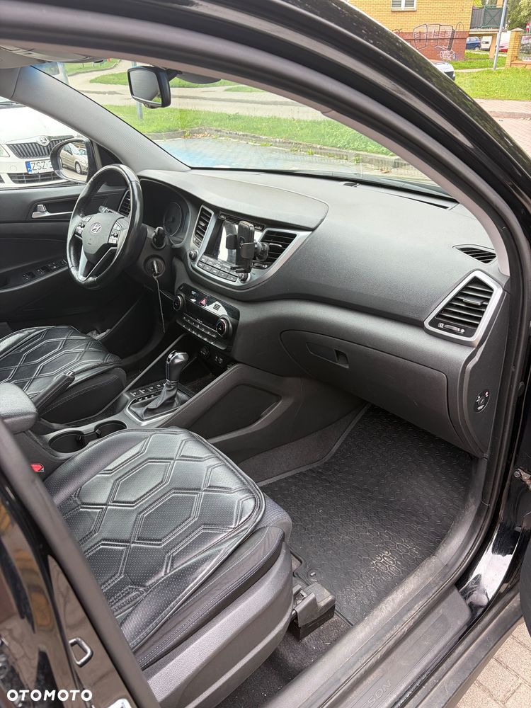Hyundai Tucson 1.7 CRDI BlueDrive Design 2WD DCT - 11