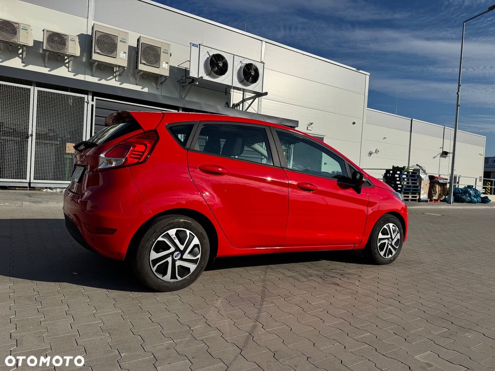 Ford Fiesta - 9