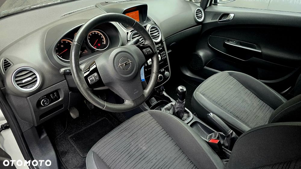 Opel Corsa 1.4 16V Energy - 12