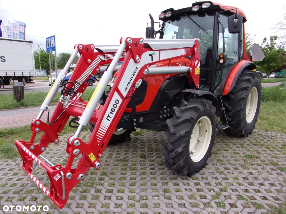 Zetor NOWY Ciągnik rolniczy ZETOR Proxima CL100 z TUR+TUZ przedni, ZETOR Forterra HSX 110 z ładowaczem TUR, Ciągnik rolniczy KIOTI 904 z ładowacze TUR, Ciągnik rolniczy Lamborghini Lampo 70 z ładowaczem, Ciągnik rolniczy sadowniczy New Holland Boomer 50 z TUREM - 21