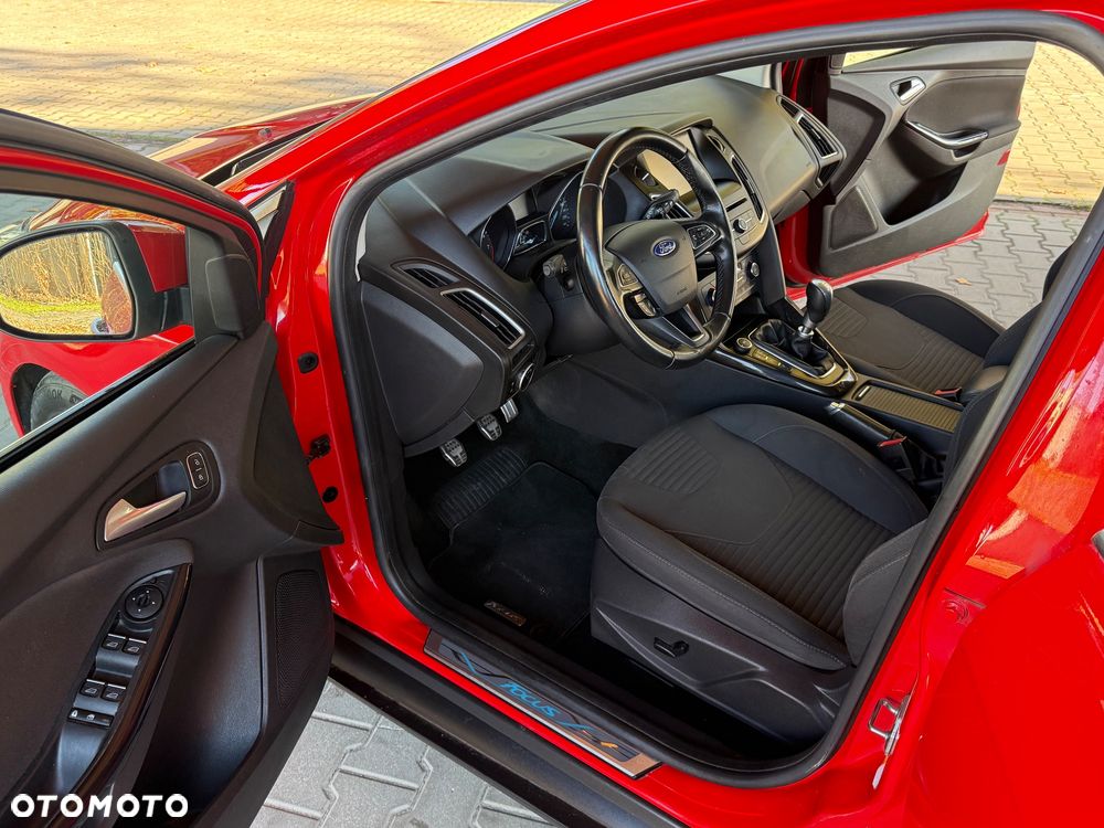 Ford Focus 1.0 EcoBoost Red Edition ASS - 23