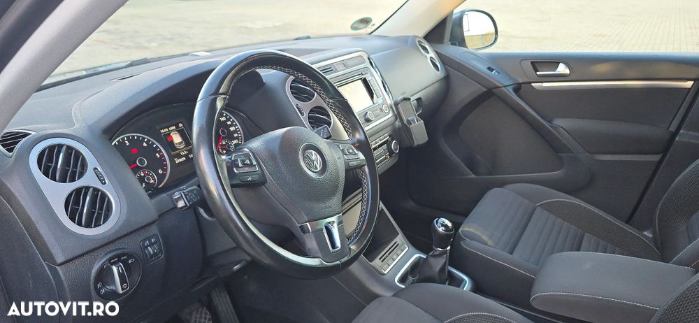 Volkswagen Tiguan - 13