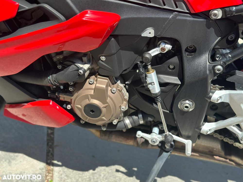 BMW S1000R - 12