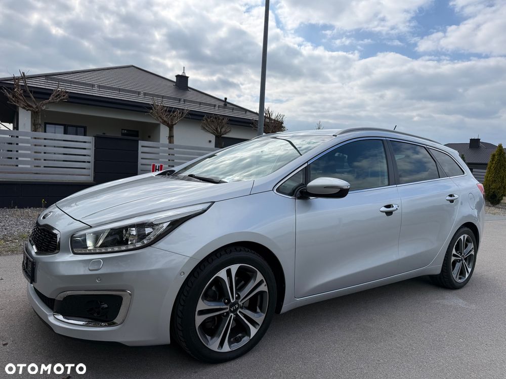 Kia Ceed 1.6 CRDi 136 ISG Platinum Edition - 16