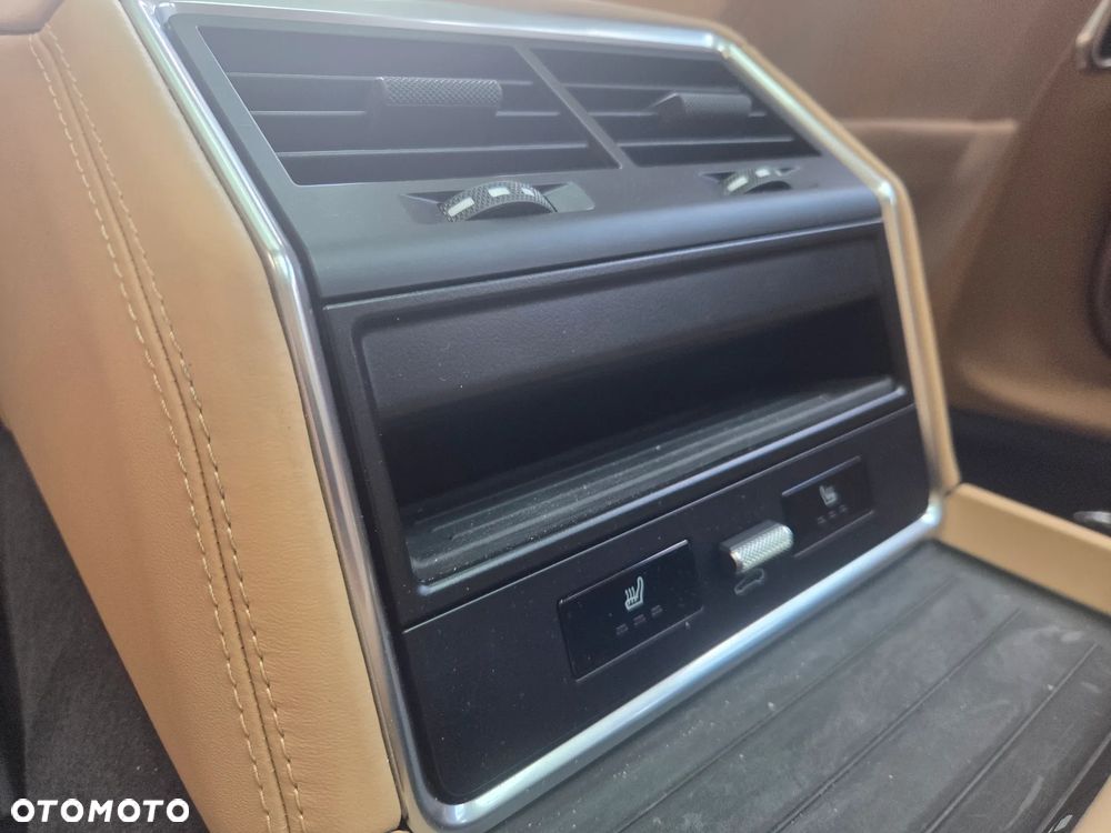Porsche Panamera 4 E-Hybrid Platinum Edition - 14
