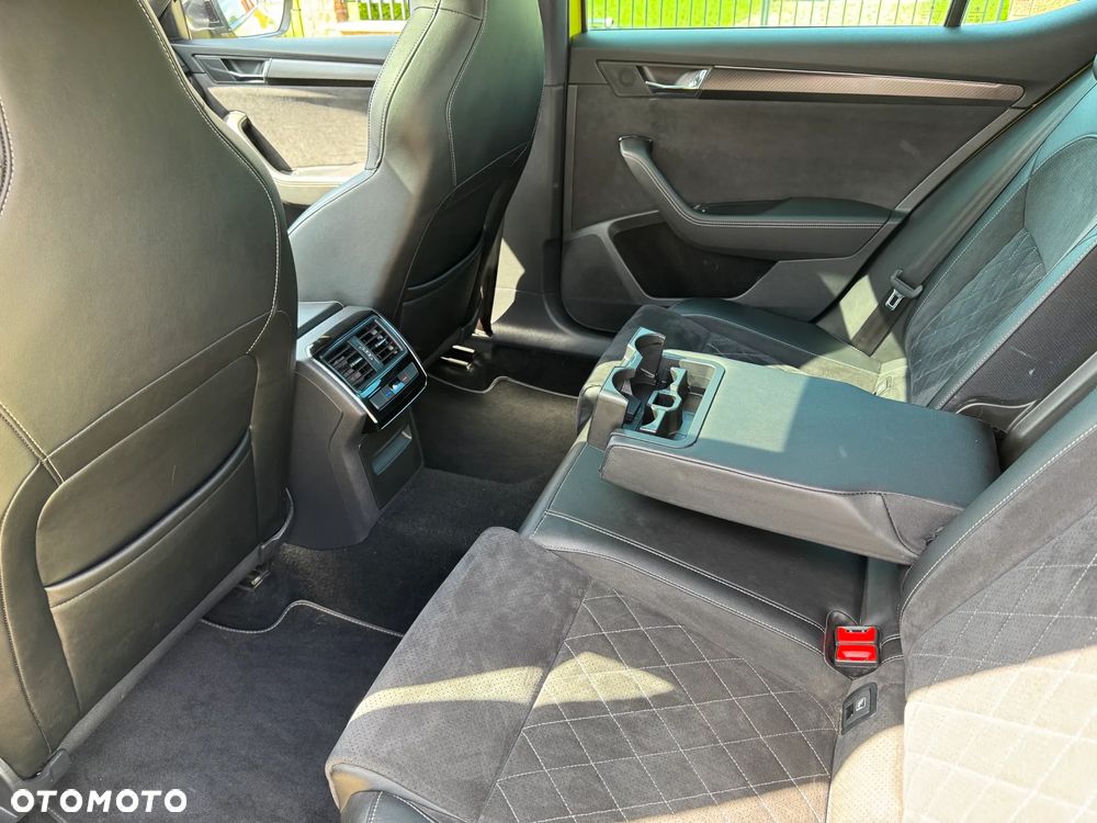 Skoda Superb 2.0 TSI 4x4 Sportline DSG - 15
