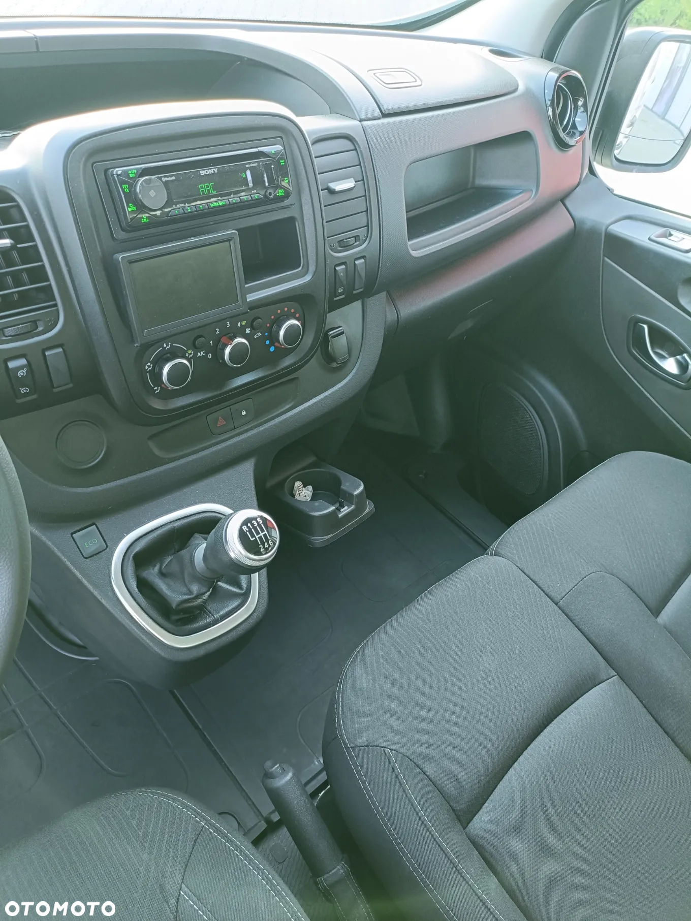 Renault Trafic - 20
