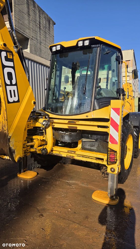 JCB 4 CX PRO - 19