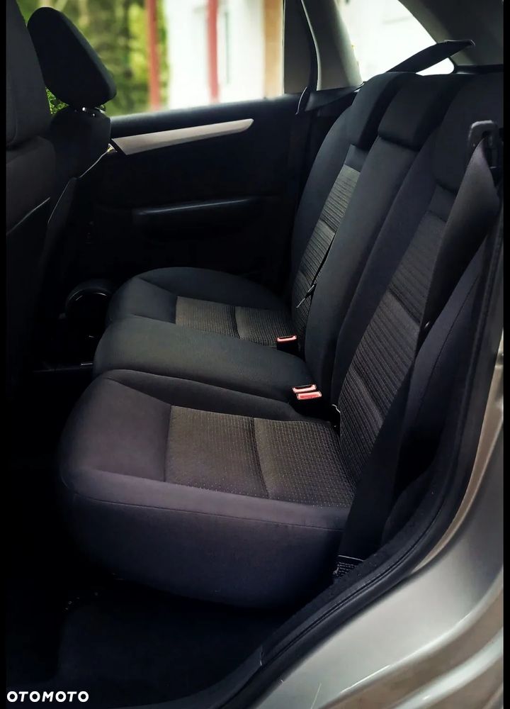 Mercedes-Benz Klasa B - 20