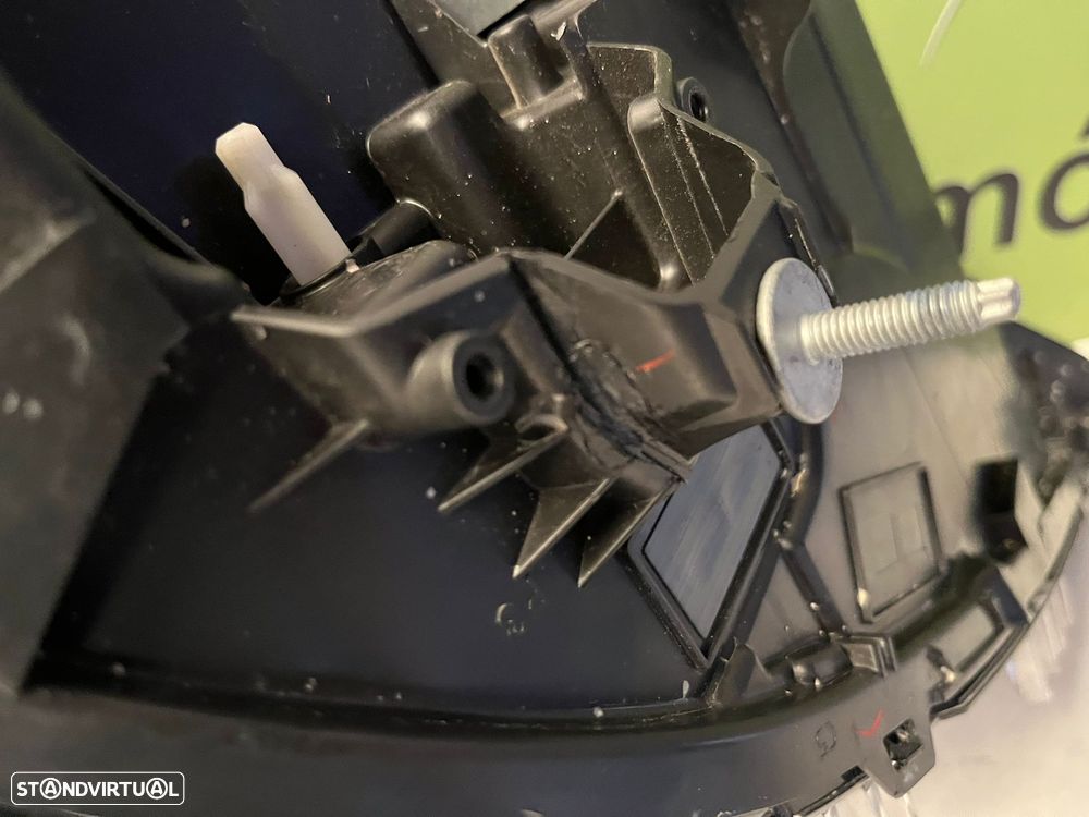 Peugeot 208 II - FAROL LED ESQUERDO - FF829 - 9