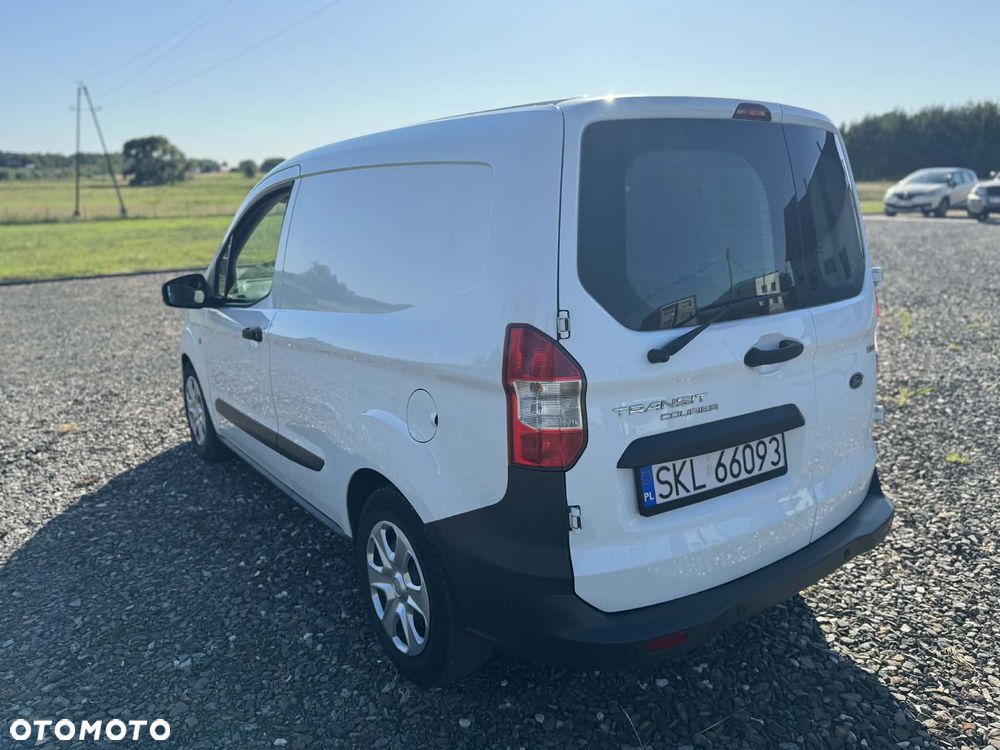 Ford Transit Courier - 5
