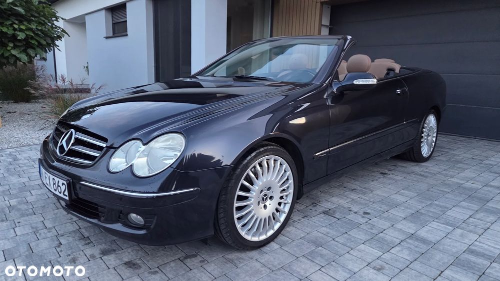 Mercedes-Benz CLK - 20