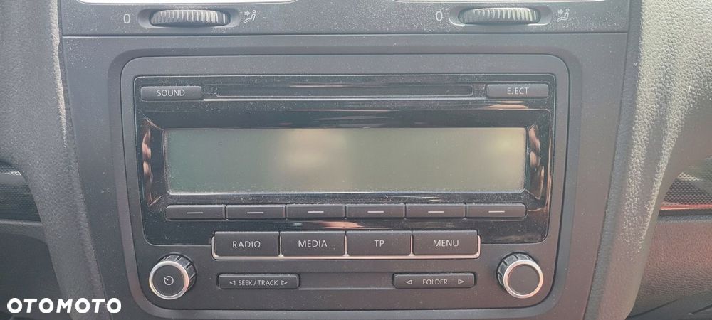 VW GOLF VI 6 RADIO FABRYCZNE CD BLUETOOTH  KOD