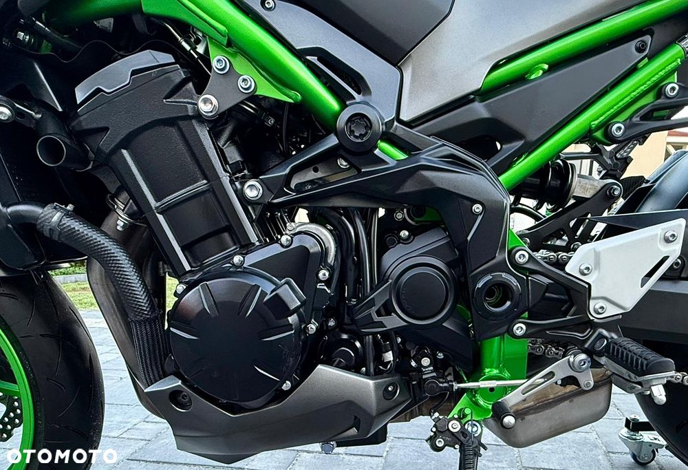 Kawasaki Z 900 - 29