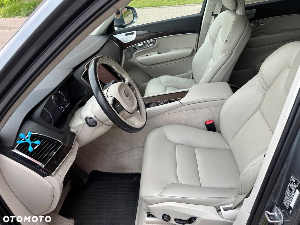 Volvo XC 90 T6 AWD Momentum 7os - 9