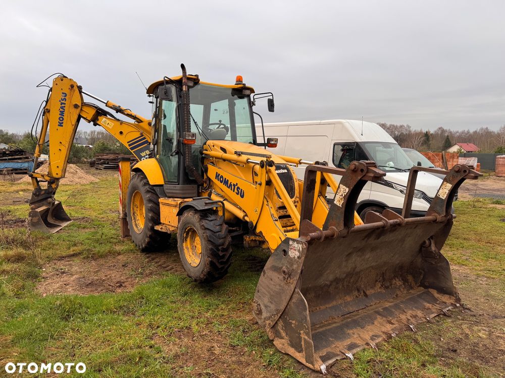 Komatsu WB97R - 2